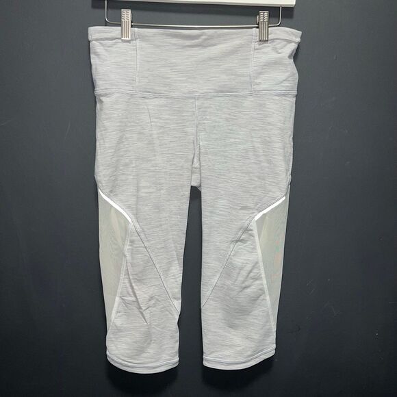lululemon athletica Pants - Lululemon Run With The Sun Crop Womens Leggings 8 Gray White Stripe Mesh
